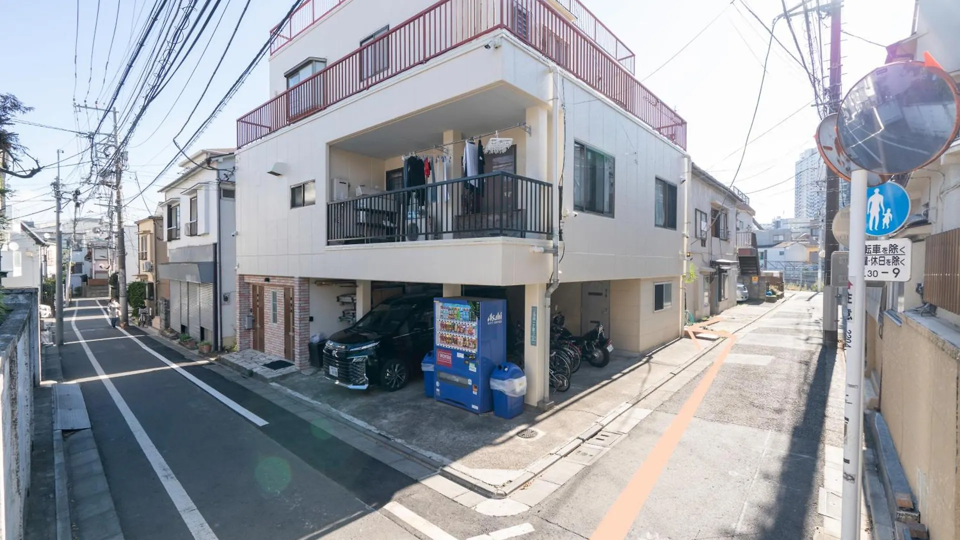 Apartment Ikebukuro East Exit Queen Room 2 Tokyo